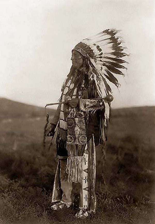 photo by Edward S. Curtis, 1097, courtesy of www.old-picture.com