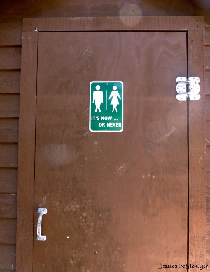 2014-08-28_washroom sign