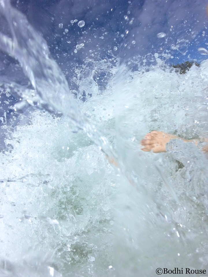 2014-12-2_Jeb_wave foot